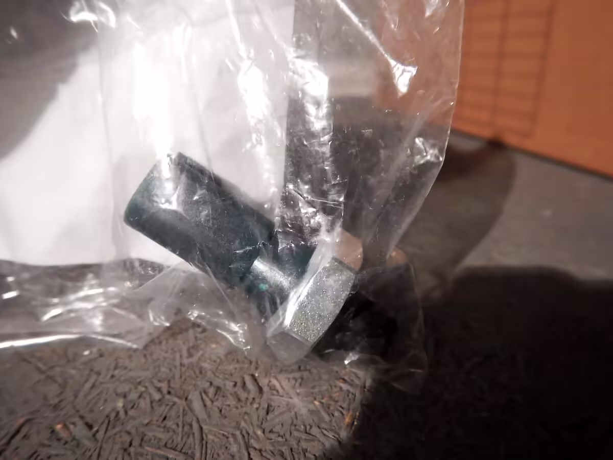 03C919081 - Oil pressure switch; 0,3-0,6 BAR [6/8]
