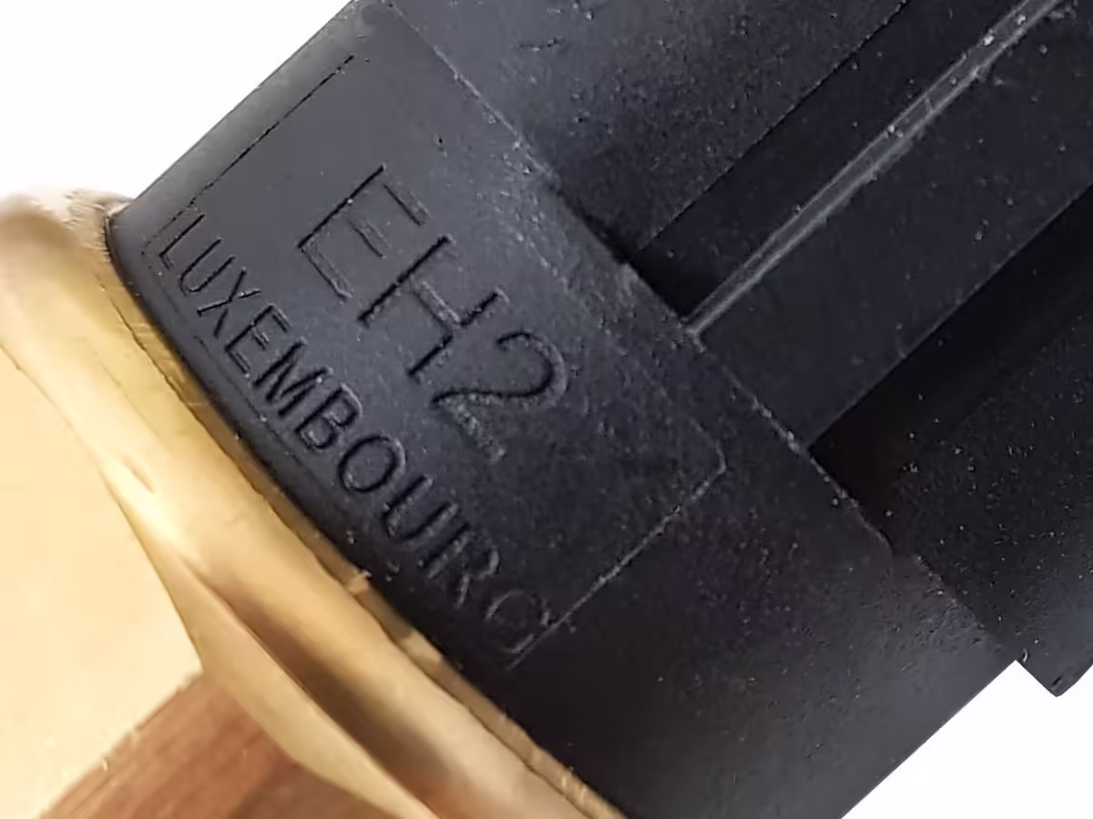 1J0959481A - Thermal switch [4/9]