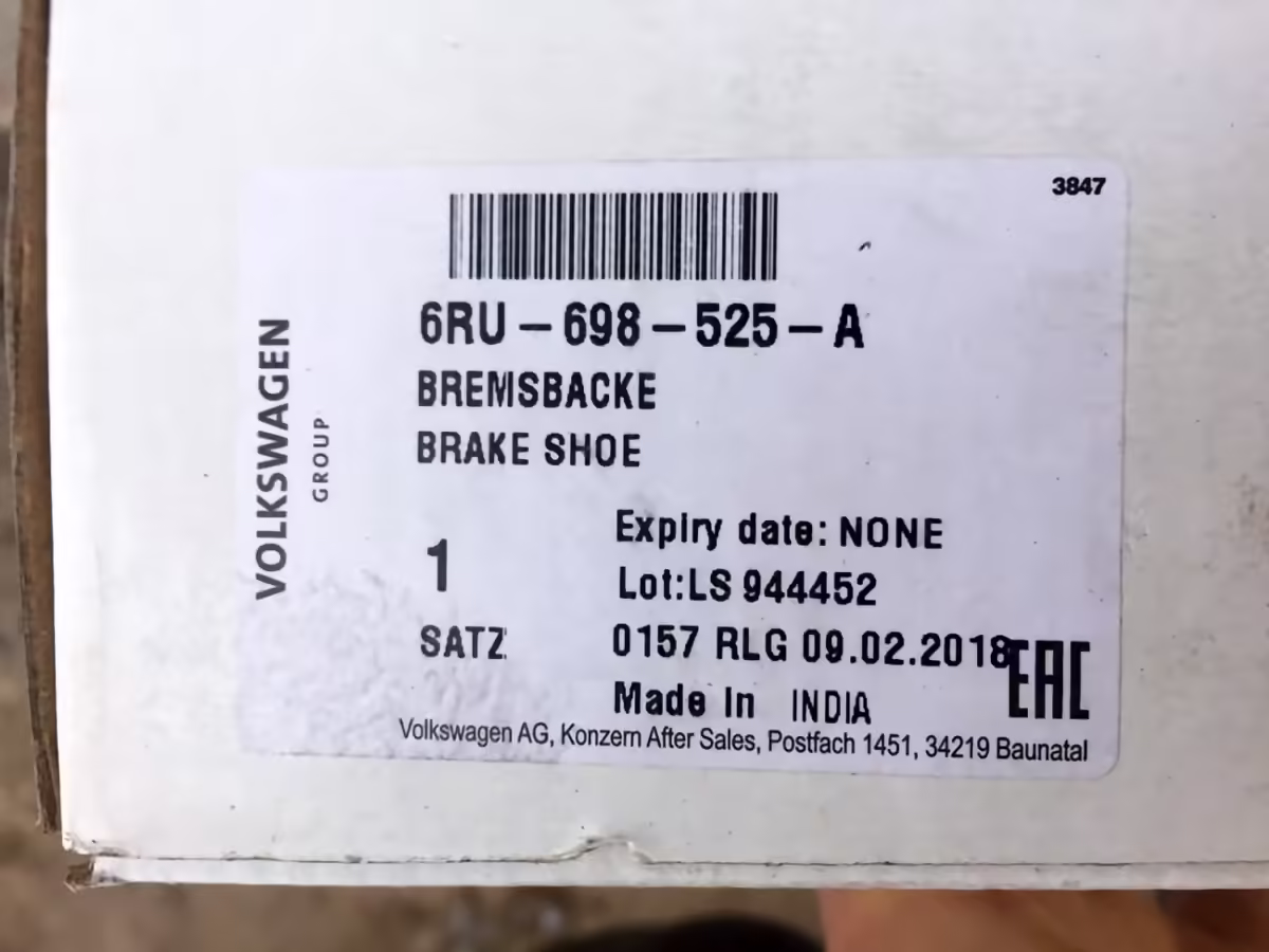 6RU698525A - Komplet szczęk hamulcowych z okładzinami; 1KH [7/8]