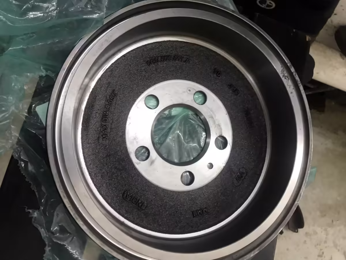 6RU609617A - Brake drum ⌀228.5mm; 1KH [1/2]