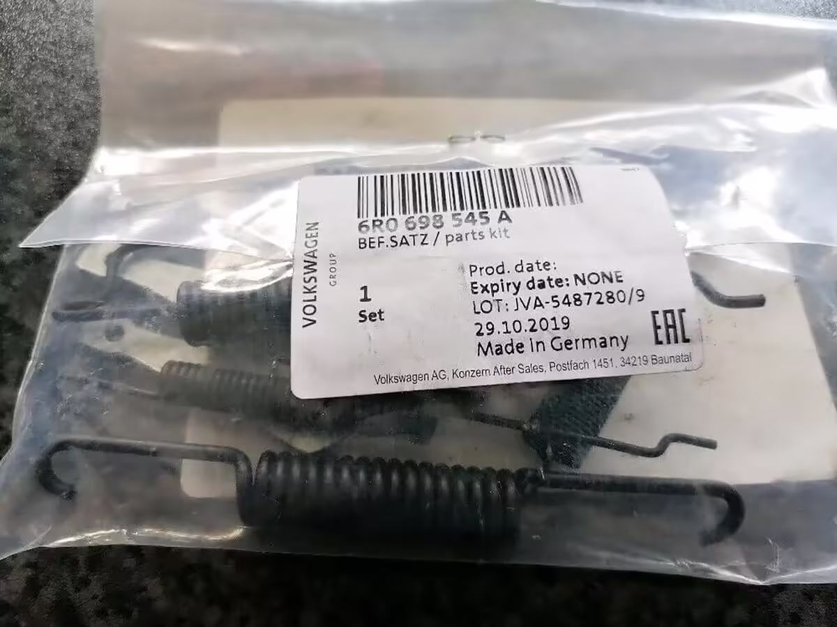6R0698545A - Satz Bremsbackenbefestigungen; 1hp [6/7]