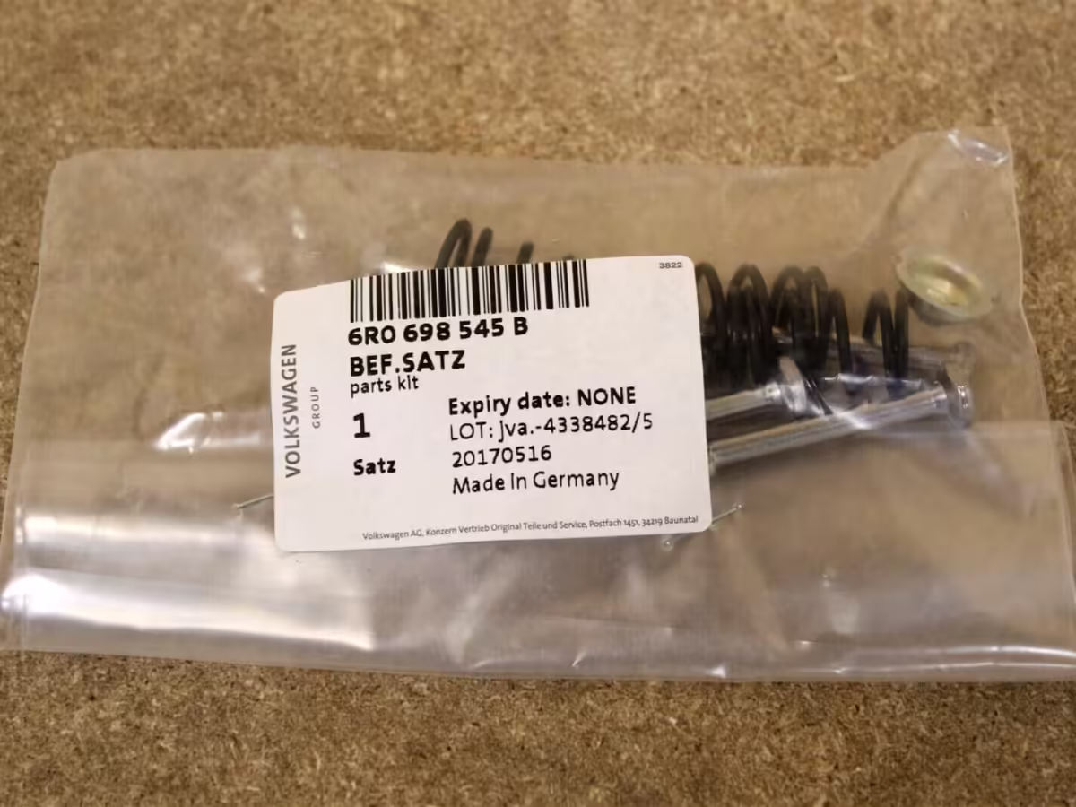6R0698545B - Set fastening parts for brake shoes; 1KB [4/7]