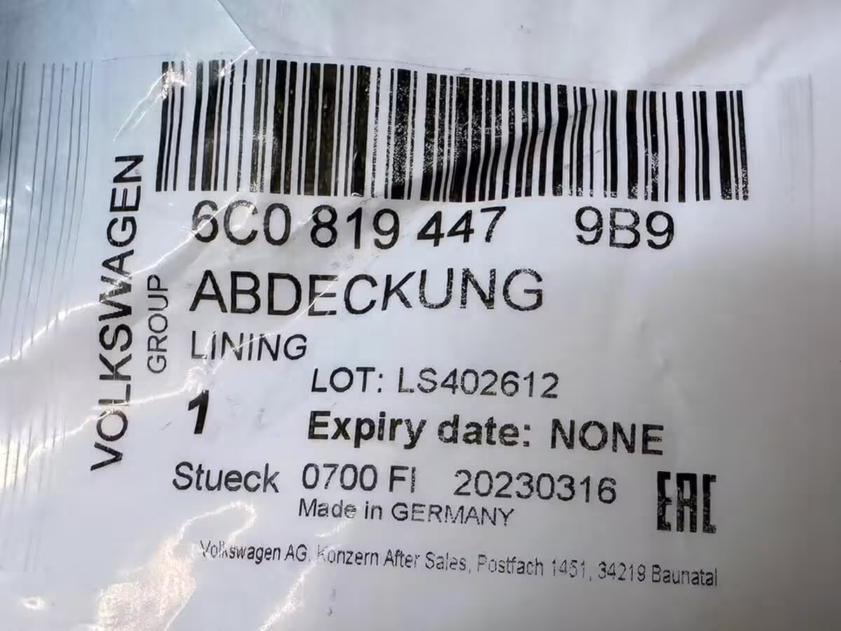 6C08194479B9 - Vordere Flügelkappe [12/14]