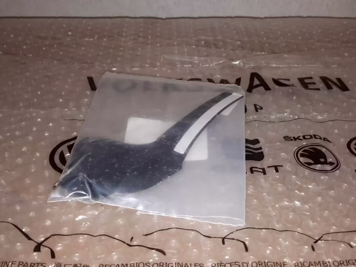 6C08194489B9 - Lining for fender [8/23]