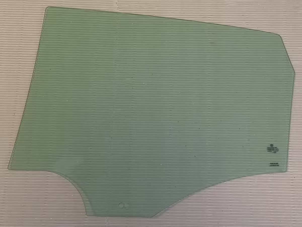 6R6845206B - Rear door window; 4D, right [4/8]