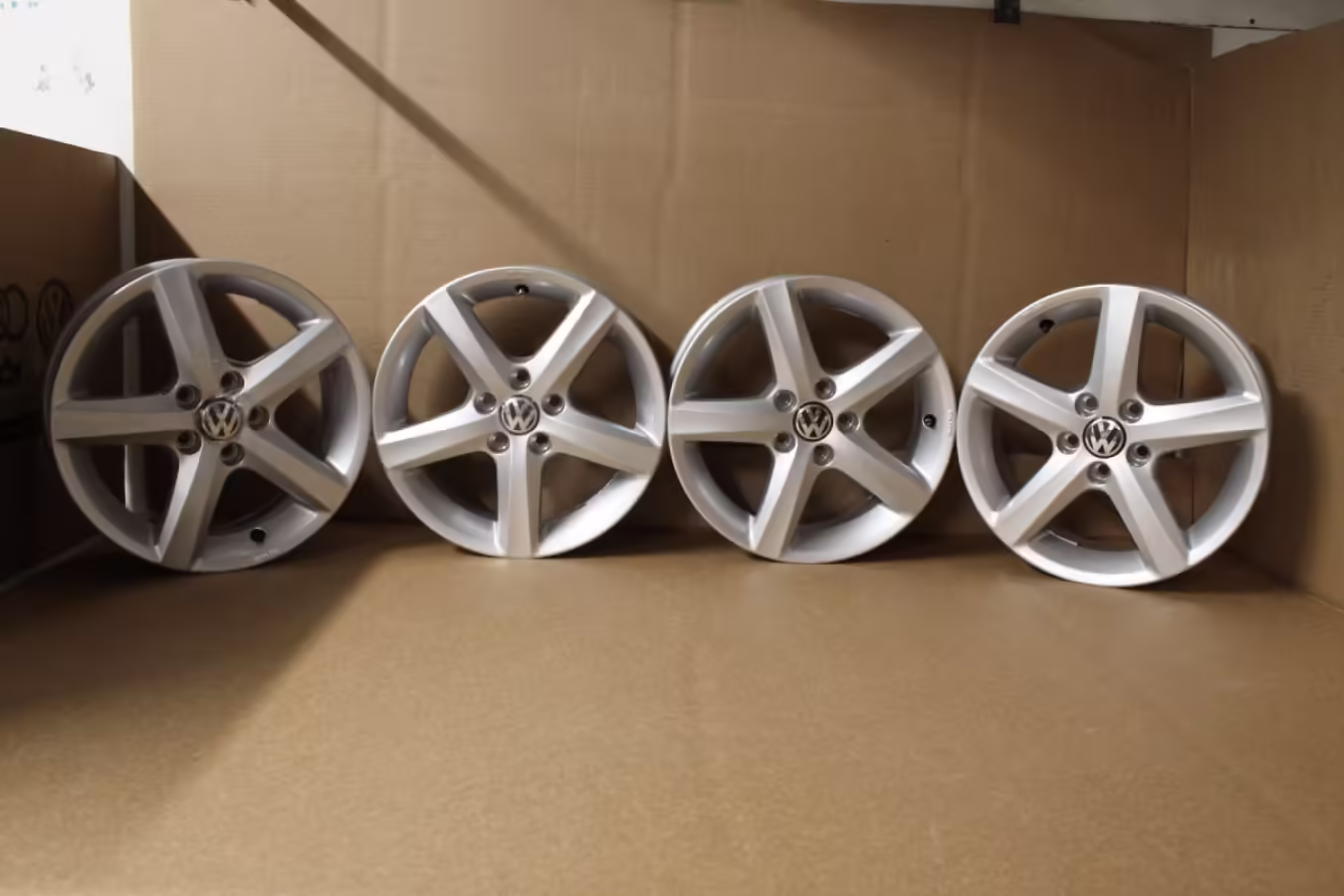 6R0073515K8Z8 - Koło zimowe 15"; Aspen + Michelin [11/17]