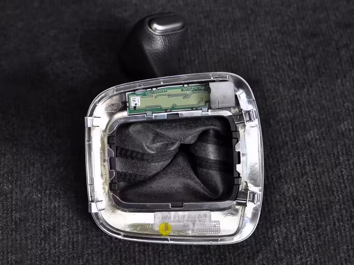6R2713203BTVH - Gear shift cover; DSG DQ200 [3/4]
