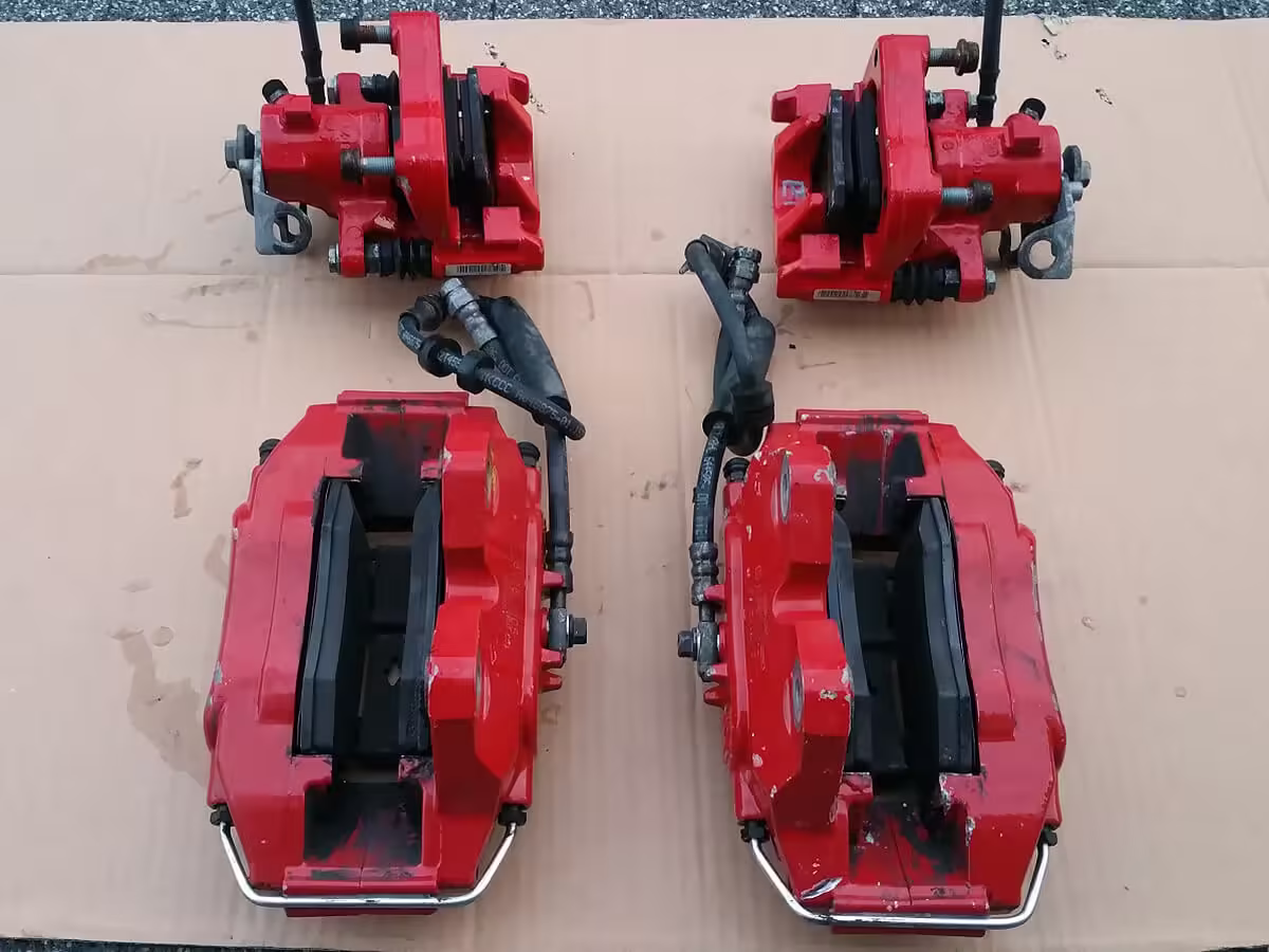 6J0615105 - Brake caliper housing; with pads [21/31]