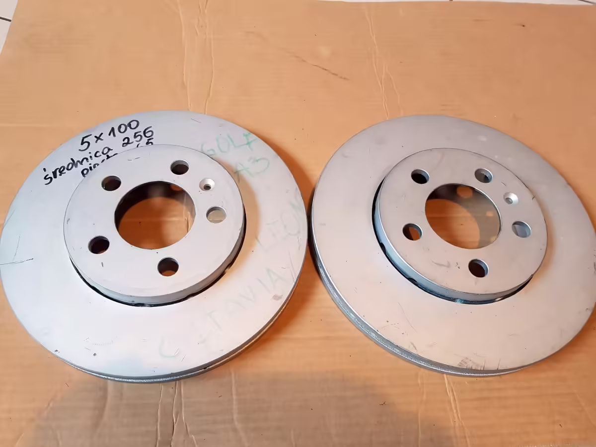 6R0615301C - Bremsscheibe vorne ⌀256mm; belüftet [13/16]