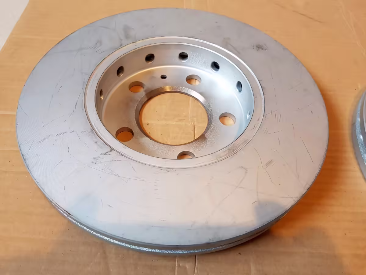 6R0615301C - Bremsscheibe vorne ⌀256mm; belüftet [14/16]