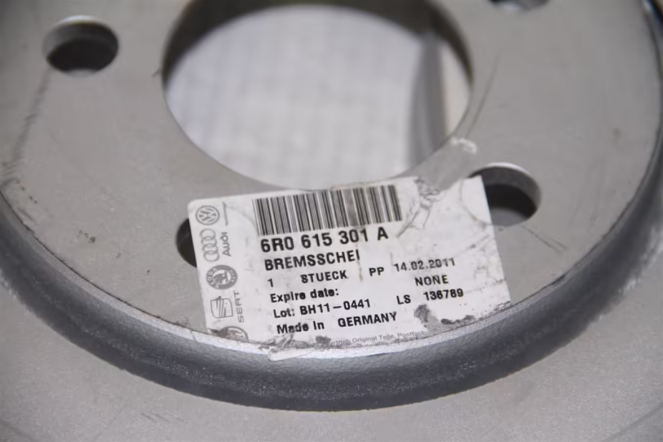 6R0615301D - Front brake disc ⌀288mm; vented [5/10]