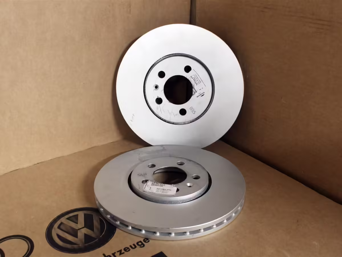 6R0615301D - Front brake disc ⌀288mm; vented [7/10]