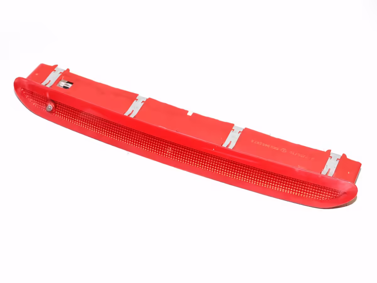 5K0945087B - Trzecie światło hamowania z dyszą natryskową [6/18]