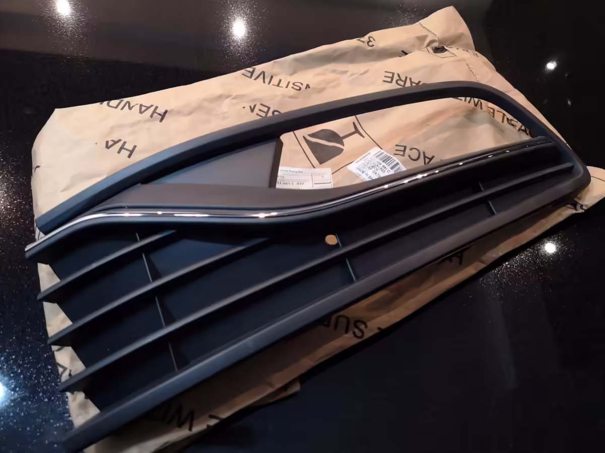 6C0854661CRYP - Cover; left [4/8]