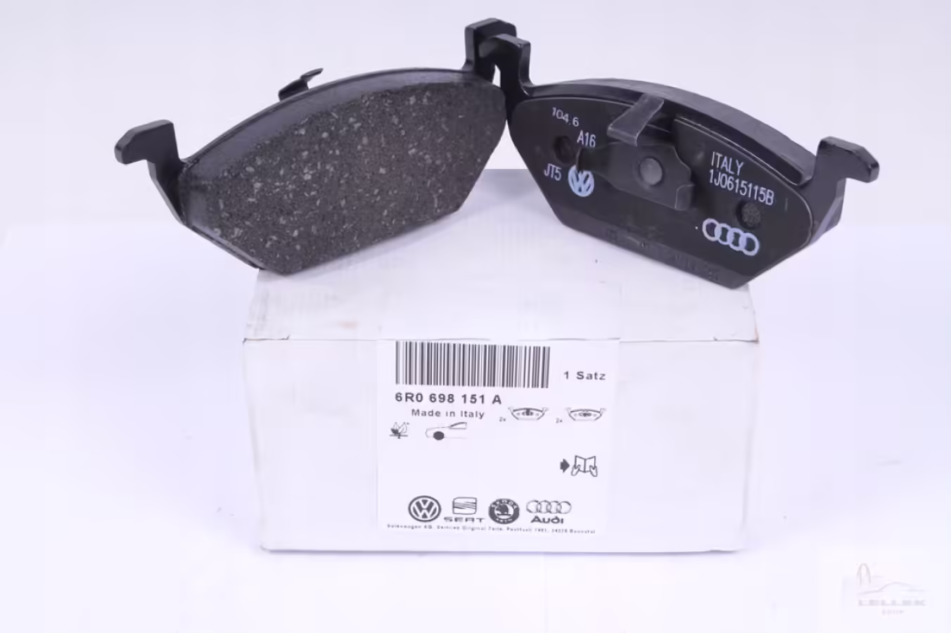 1S0698151D - Set of brake pads; front ⌀256mm [1/10]