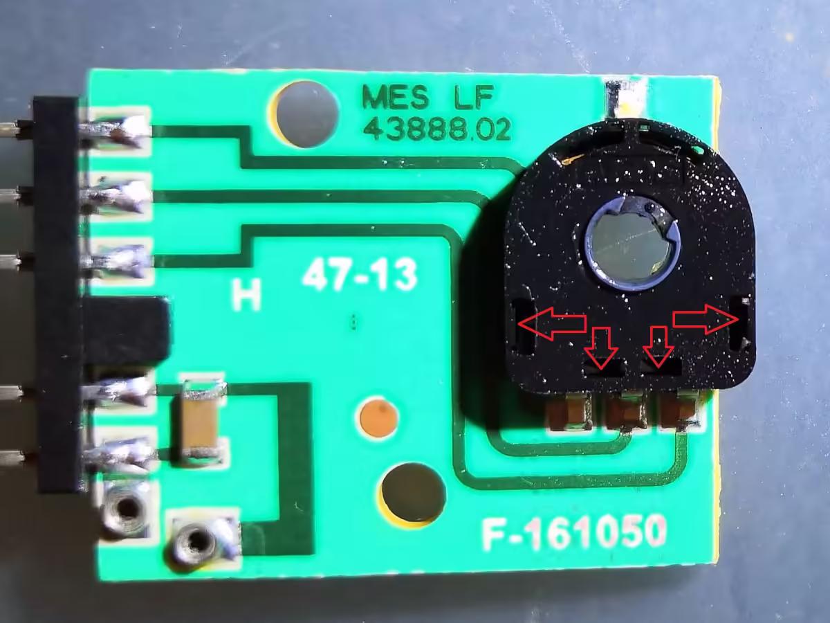 8Z1819453B - Silnik nastawczy; możliwości zamkniętego obiegu powietrza [22/33]