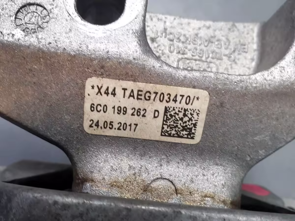 6C0199262D - Motorenbett; 1.8 TSI, 2.0 TSI [18/18]