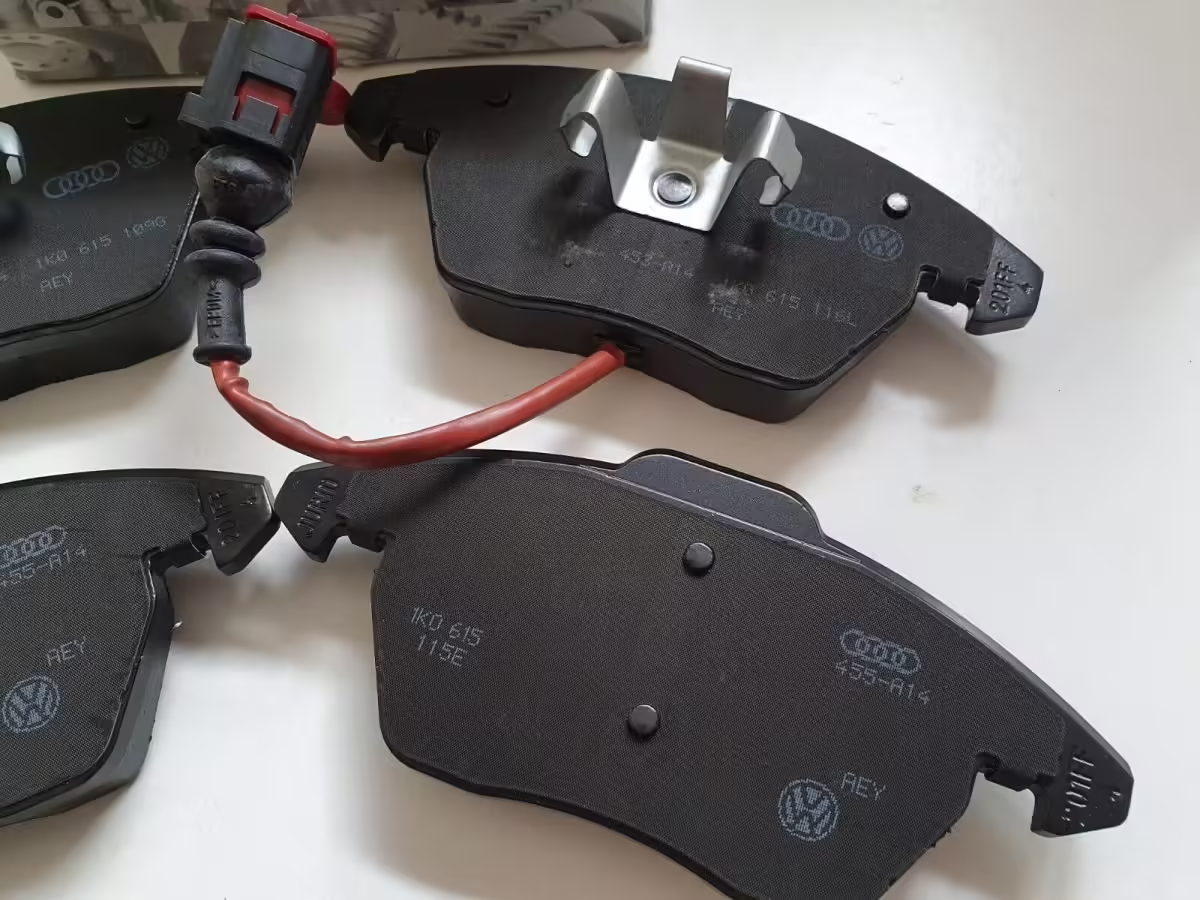 5K0698151B - Set of brake pads; front ⌀288-312mm [8/14]