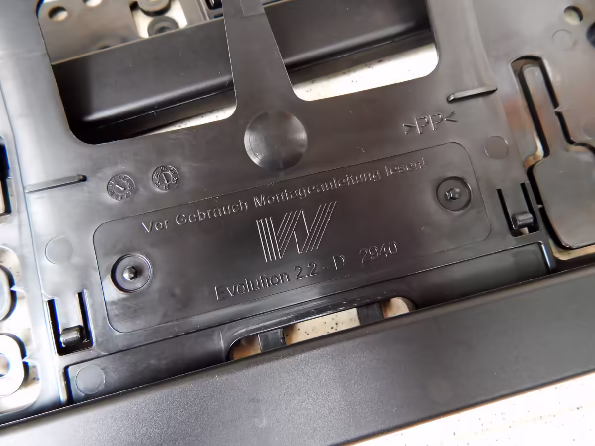 000071801BC - Rahmen für das Nummernschild [6/25]