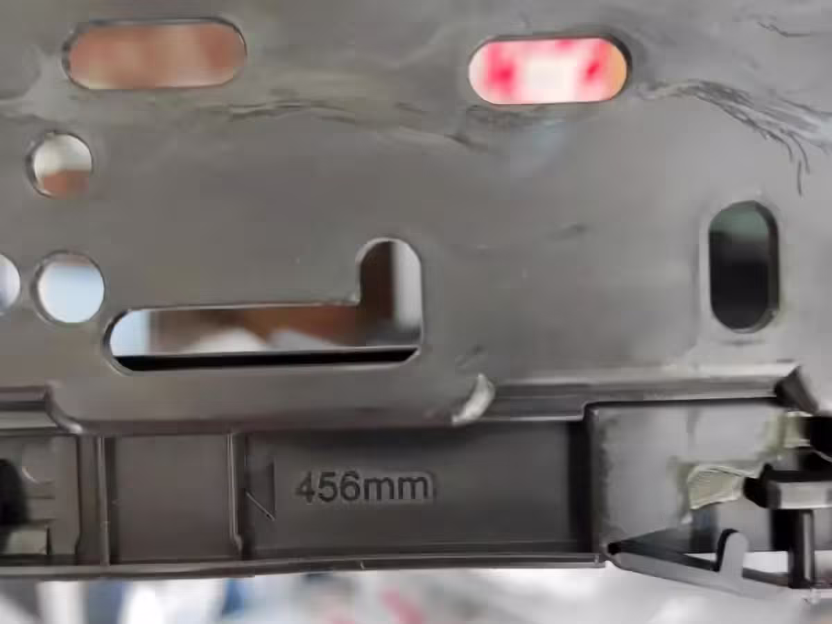 000071801BC - Rahmen für das Nummernschild [22/25]