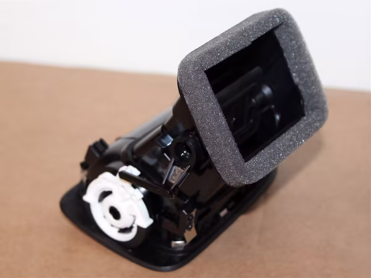 6RF819704CVAL - Right air vent [2/10]