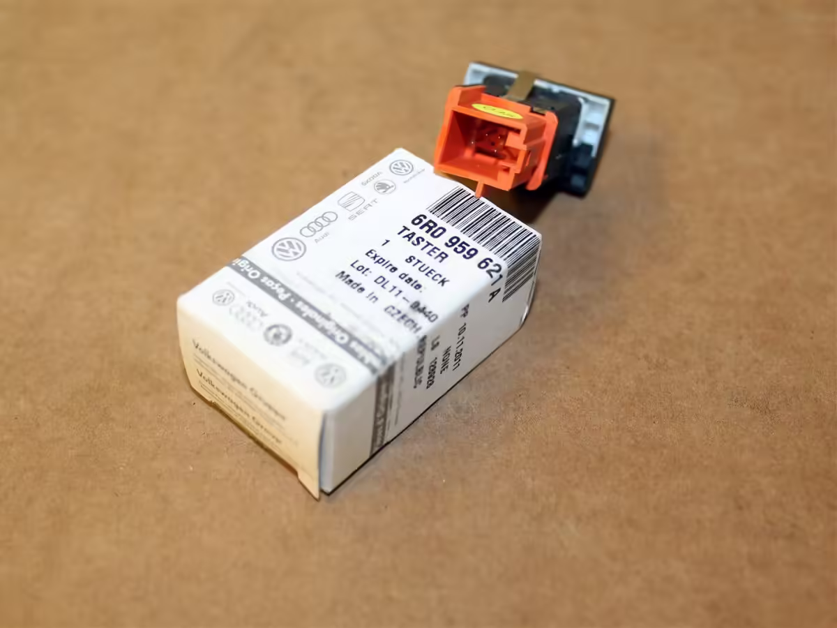 6R0959621A - Button for heated rear window [5/14]