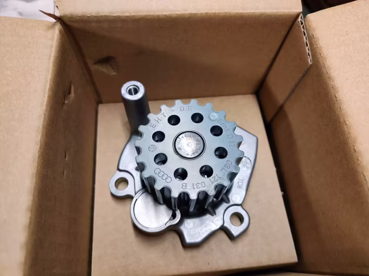 03L121011P - Coolant pump; with sealing ring [15/47]