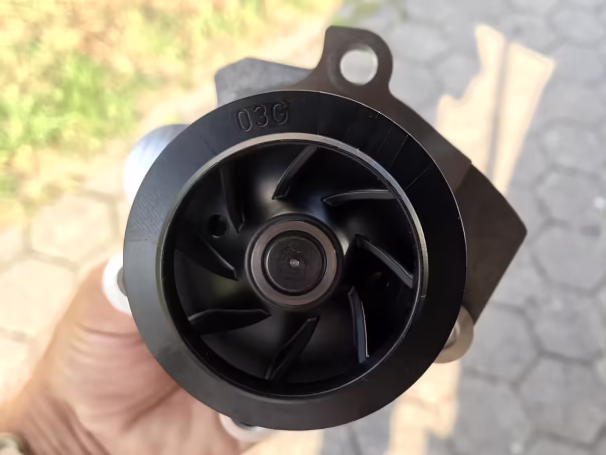 03L121011P - Coolant pump; with sealing ring [34/47]