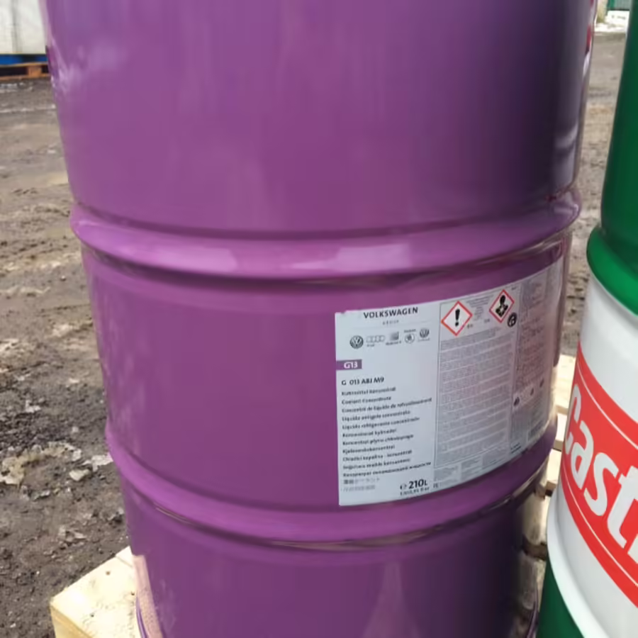 G013A8JM9 - Coolant Concentrate G13; 210 L [2/3]