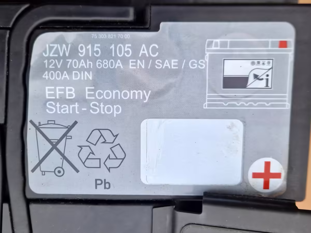 JZW915089A - Akumulator; 70AH/400A EFB [10/11]