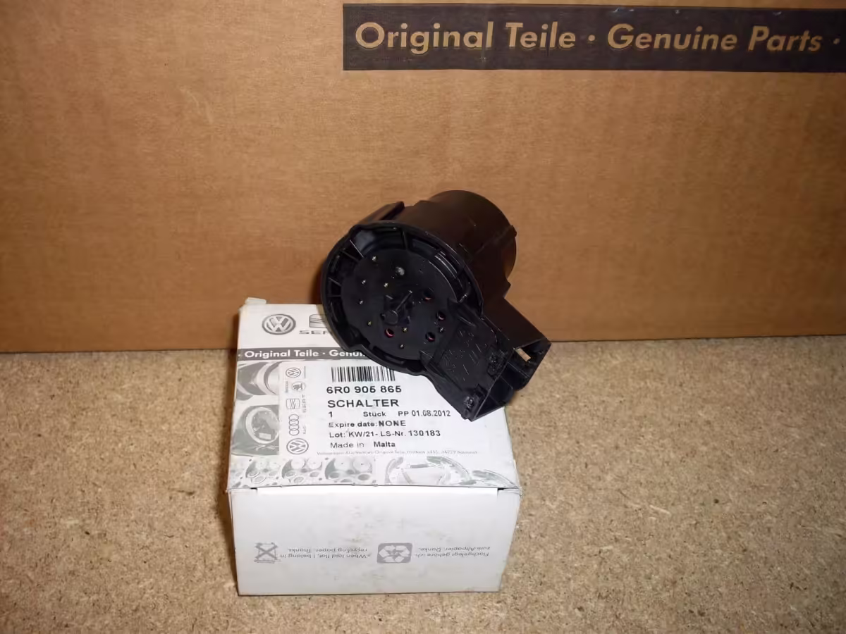 7E0905865 - Ignition/starter switch [15/30]