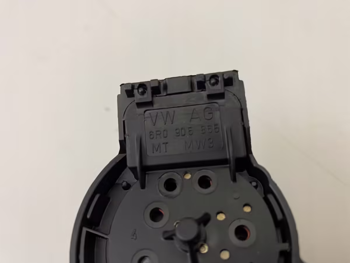 7E0905865 - Ignition/starter switch [19/30]