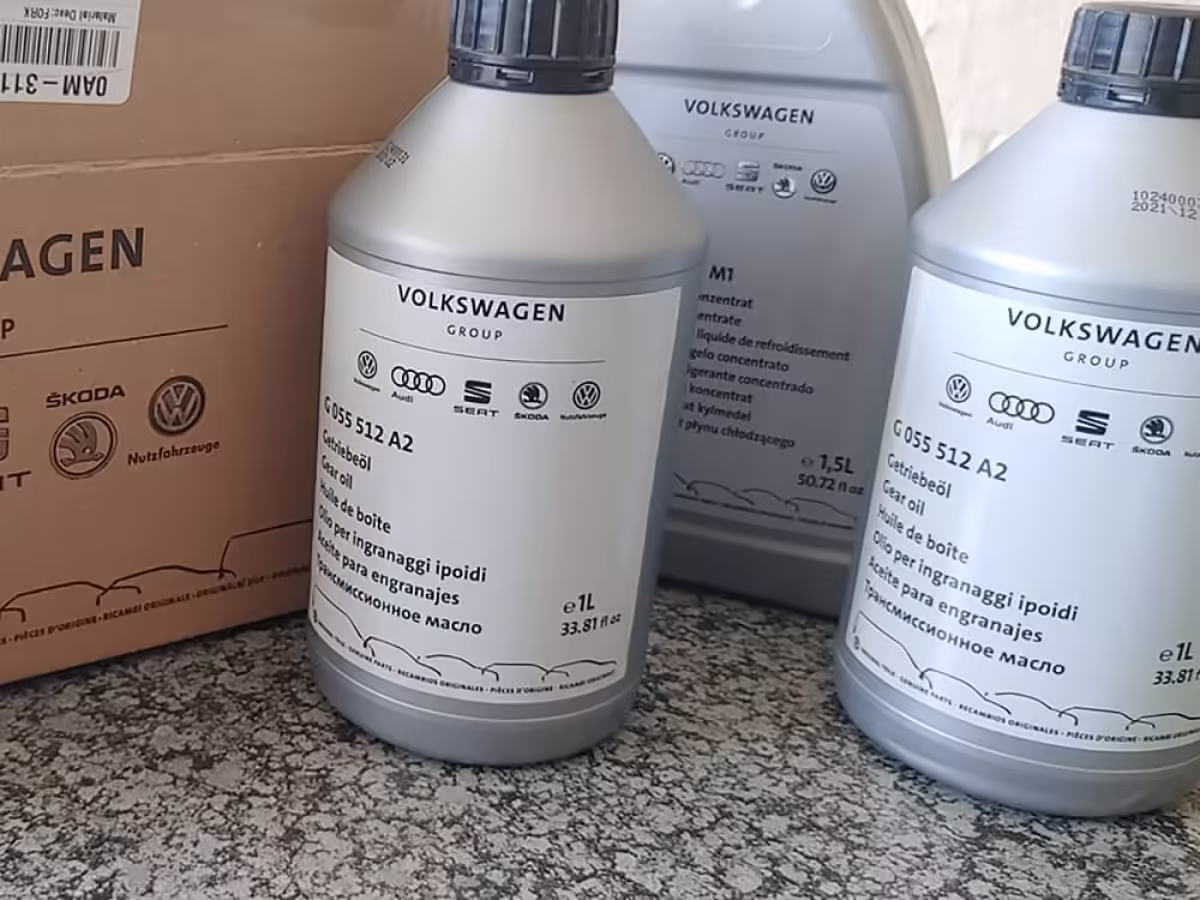 G055512A2 - Transmission fluid; 1l [6/9]
