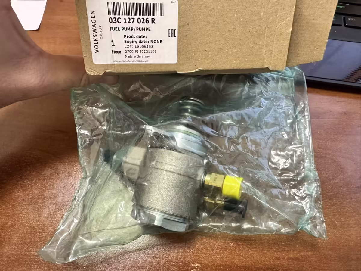 03C127026R - Fuel pump [6/20]