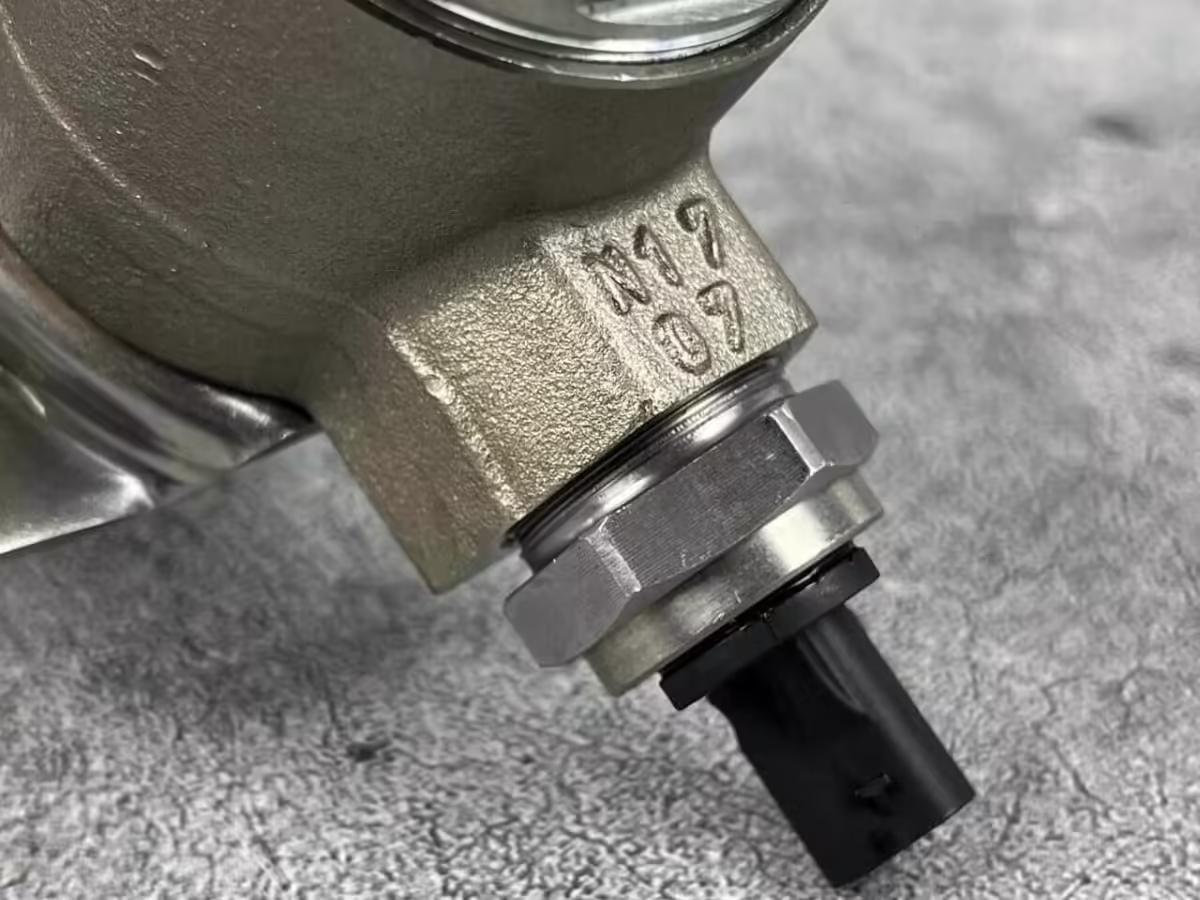 03C127026R - Fuel pump [17/20]