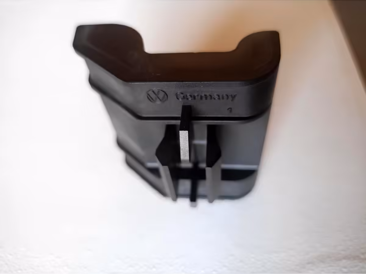 6R0853391 - Adapter [4/10]