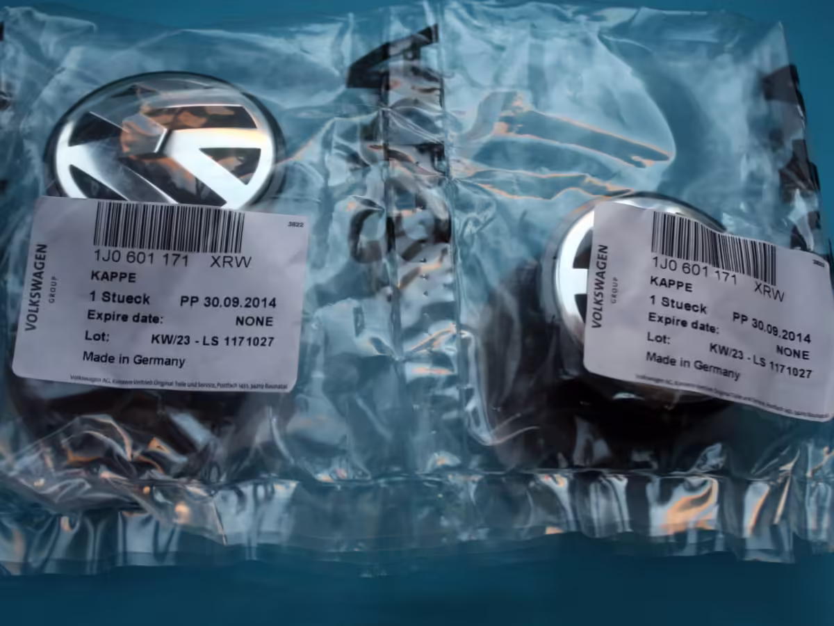 1J0601171XRW - Cover cap; Polo 6R [8/11]