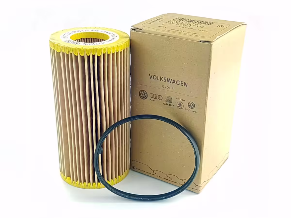 06D115562 - Ölfiltereinsatz; 2.0 TSI EA113, mit Dichtung [1/4]