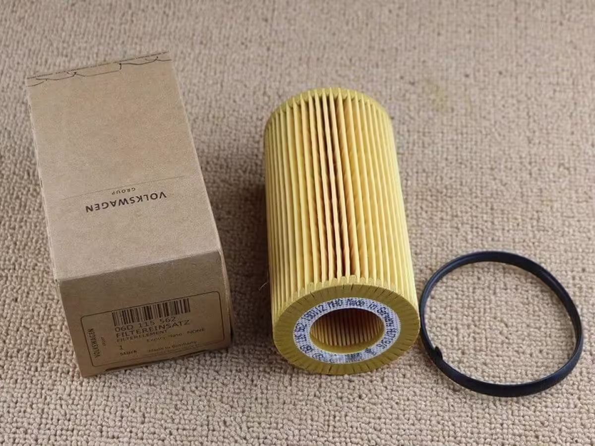 06D115562 - Ölfiltereinsatz; 2.0 TSI EA113, mit Dichtung [3/4]