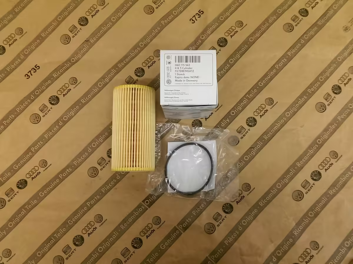 06D115562 - Ölfiltereinsatz; 2.0 TSI EA113, mit Dichtung [4/4]