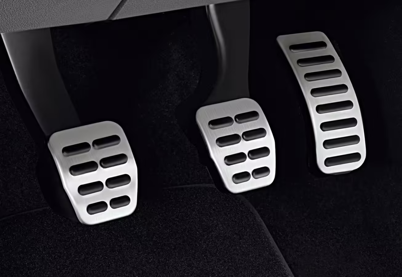 8N1064200 - Genuine Pedal Cap Set [1/1]
