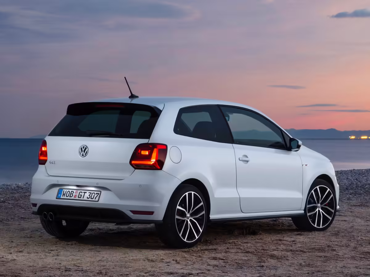 6C0945096M - Lampa tylna; V2.1, prawa LHD [5/6]