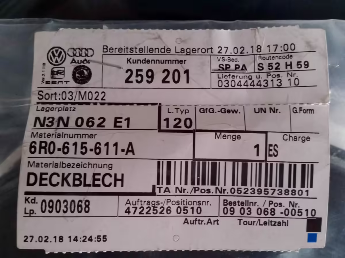 6R0615611A - Bremsscheibenabdeckung 256 mm; linke Seite [10/12]