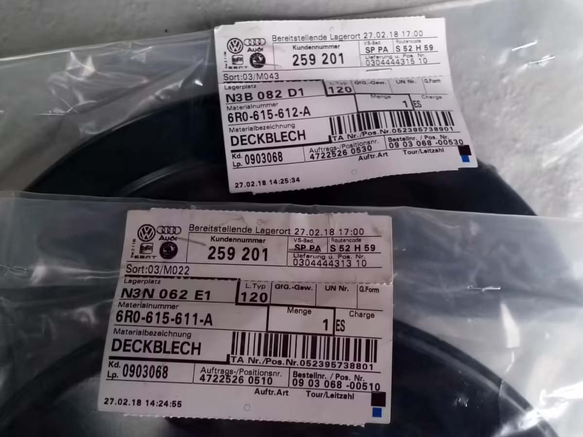 6R0615611A - Bremsscheibenabdeckung 256 mm; linke Seite [12/12]