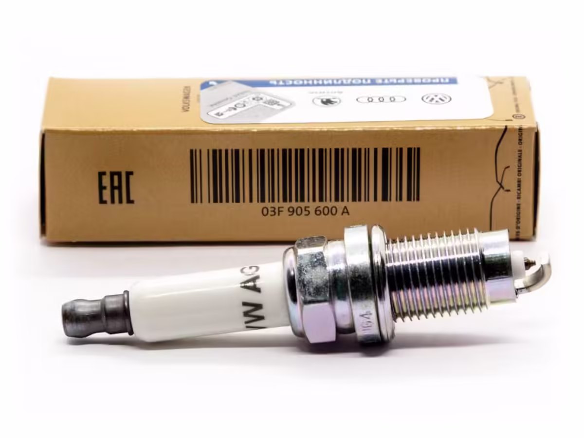 03F905600A - Spark plug 'longlife'; 1.2 TSI [1/3]