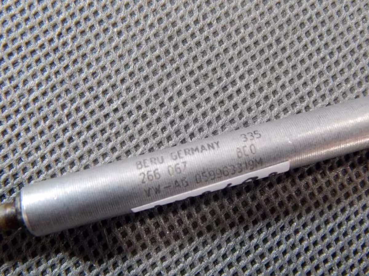 059963319M - Glow plug; BERU [7/17]