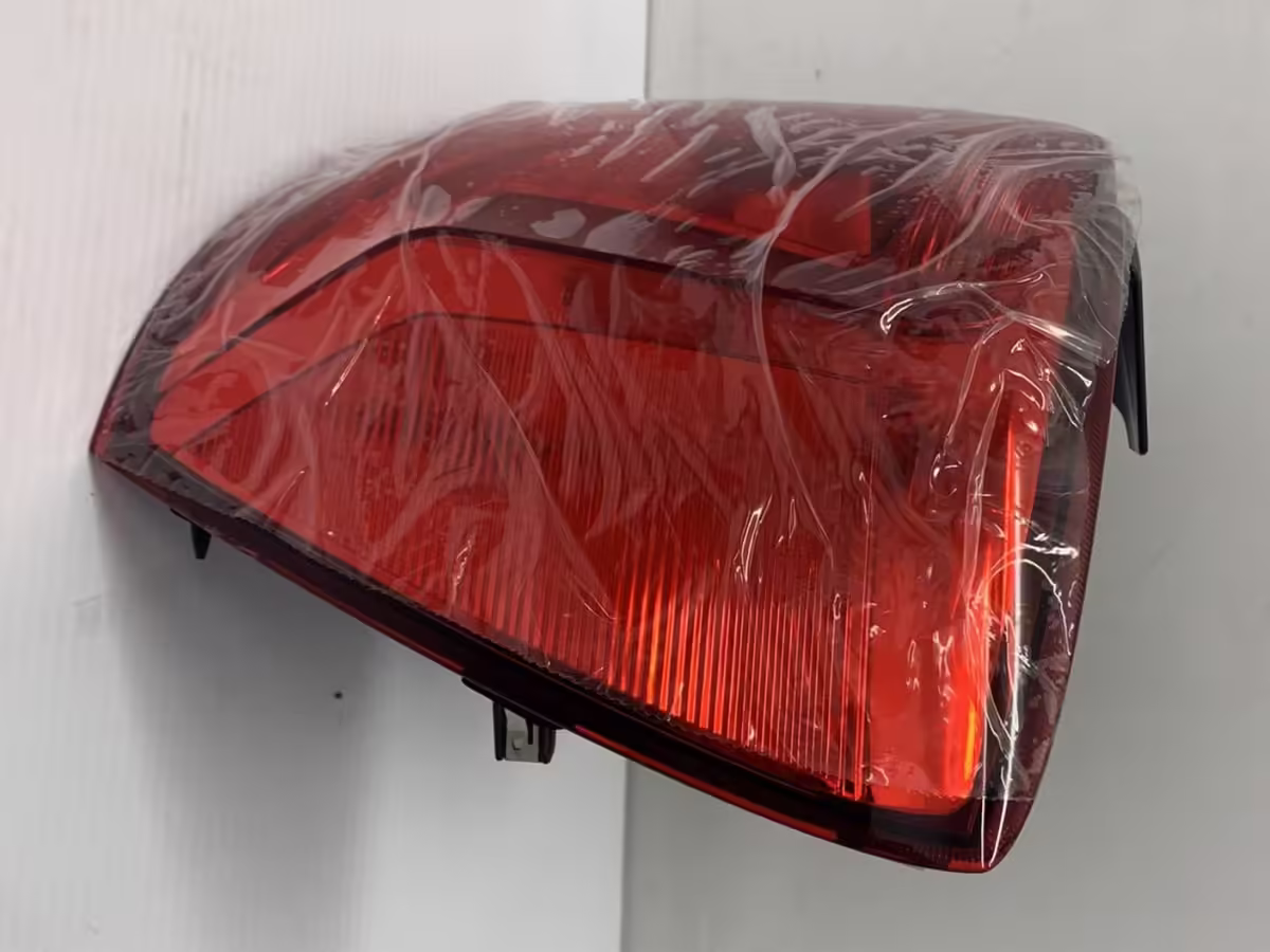 6C0945096L - Tail light; V2, right RHD [5/12]