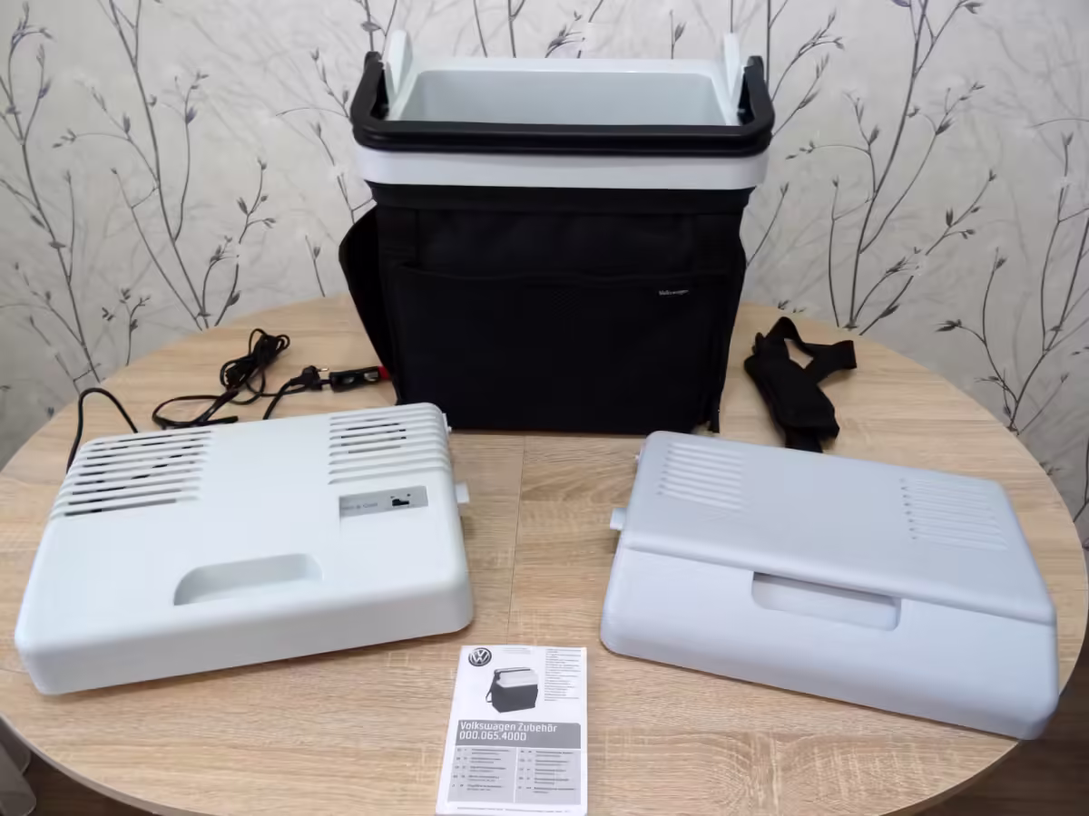 000065400F - Autokühlschrank; mit Kühl- und Heizfunktion, 12/230V [6/11]