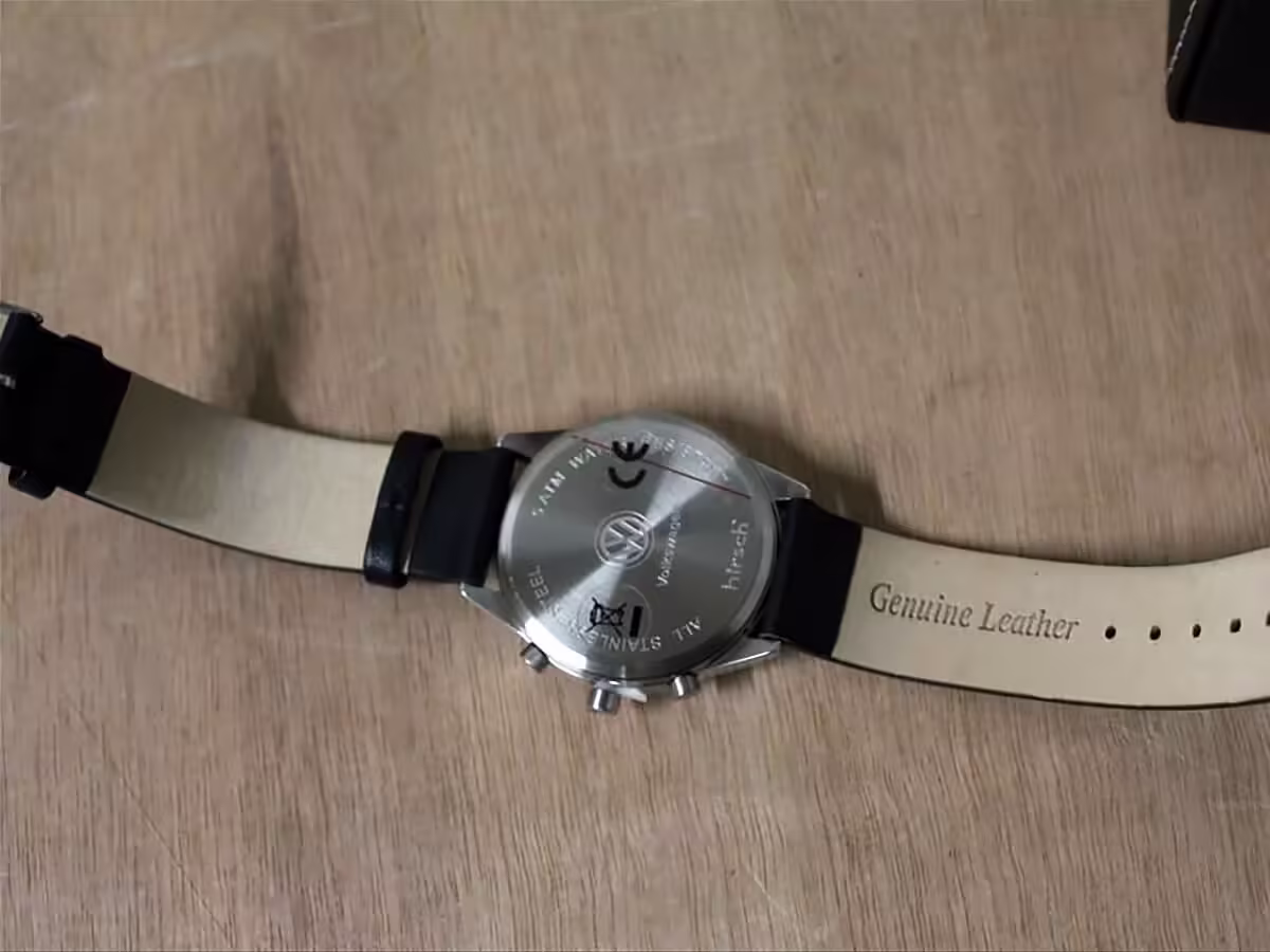 33D050800B - Chronograph watch [8/11]