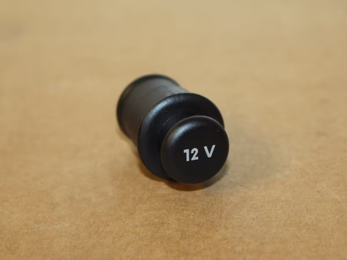 7L6919311 - Cigarette lighter cover [4/6]